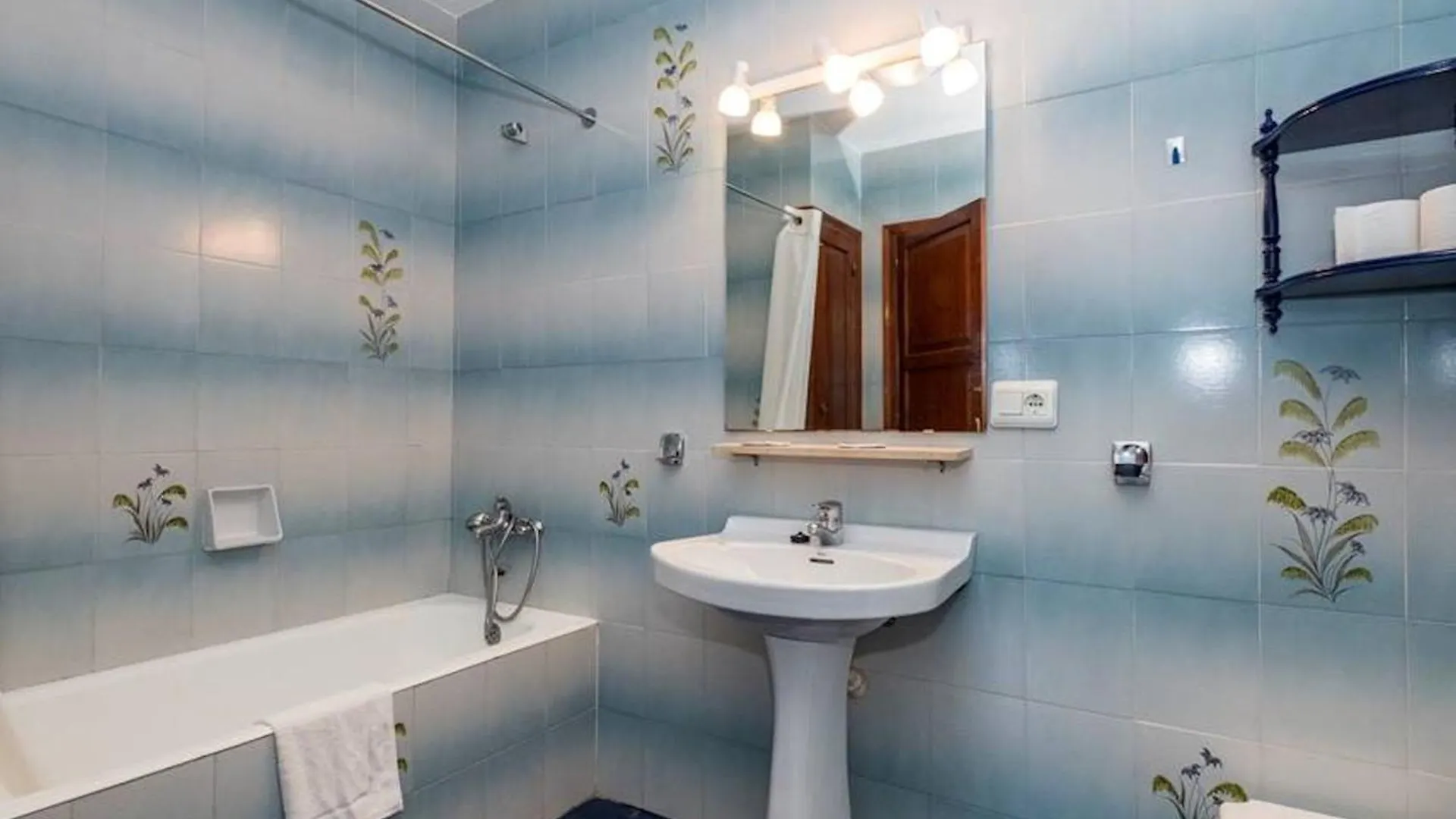 Great Son Bou Villa Casa Lucia 3 Bedroom Family Villa Large Spacious Pool Area Sea Views